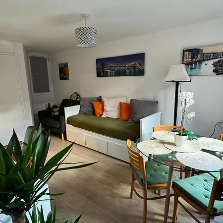 Apt 2/4People Archway/Holloway Londen Buitenkant foto