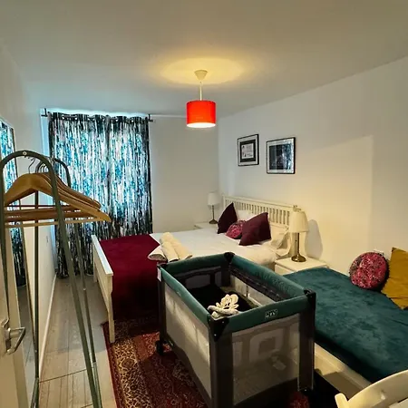 Apt 2/4People Archway/Holloway Londen Buitenkant foto